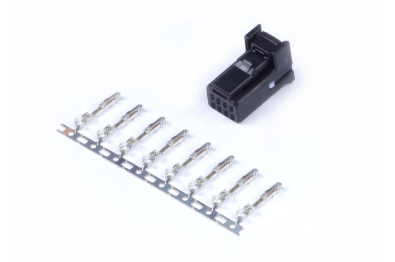 Plug and Pins Only - 8 Pin Black Tyco - HT-030003